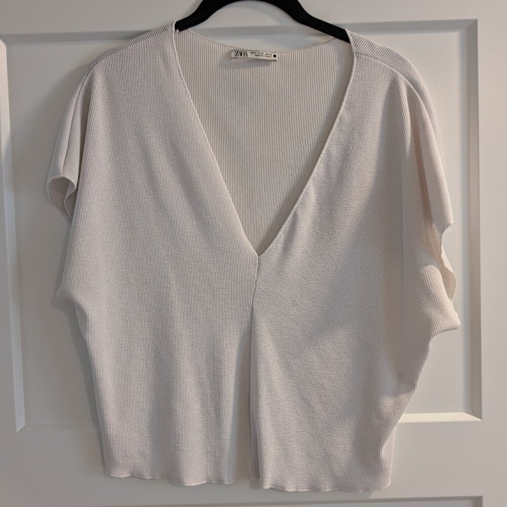 White Zara Short Sleeve Ribbed Tee/Blouse